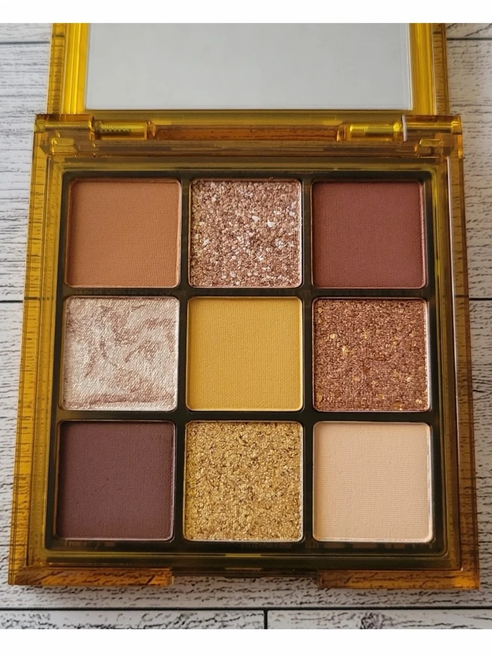 Huda Toffee Brown Obsessions Eyeshadow Palette New- New in Box